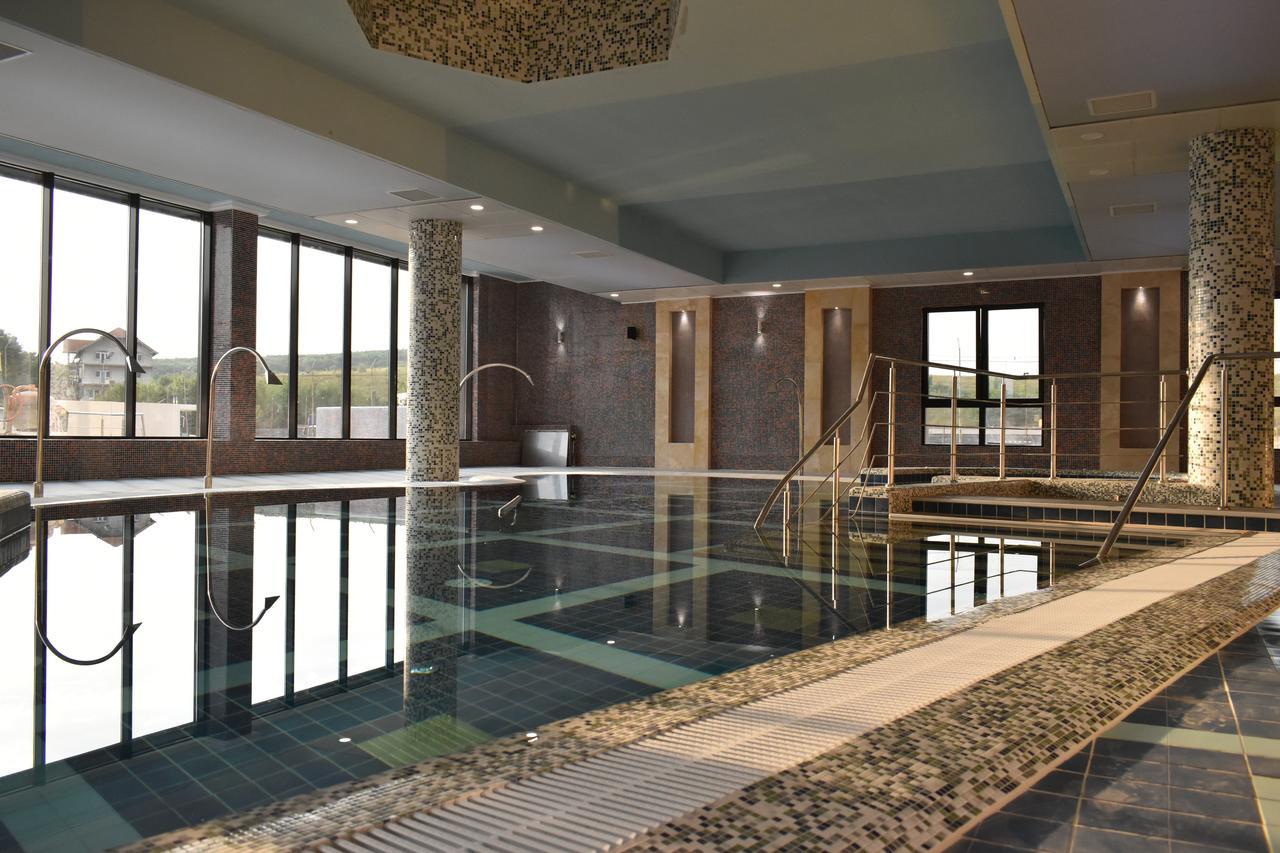 Hotel President Spa 바일레펠릭스 외부 사진